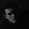 Alone_unhappy
